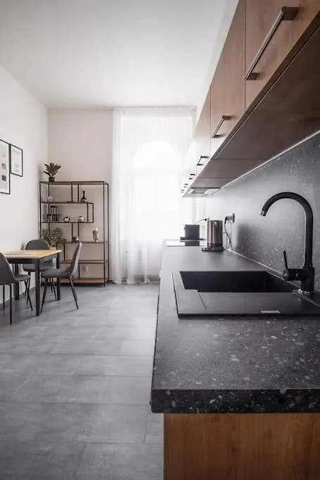 Apartamento Helen Homestay Prague Palmovka República Checa