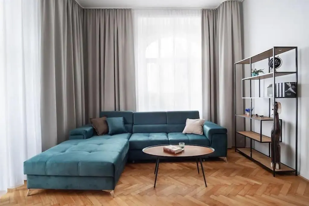 Helen Homestay Prague Palmovka República Checa